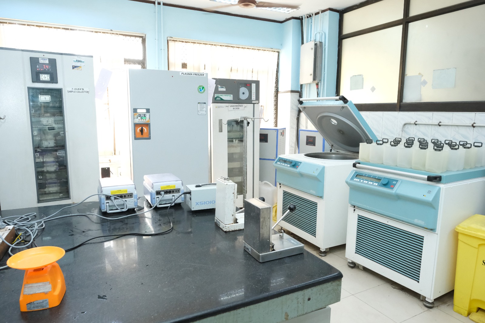   BLOOD COMPONENT PREPARATION AREA